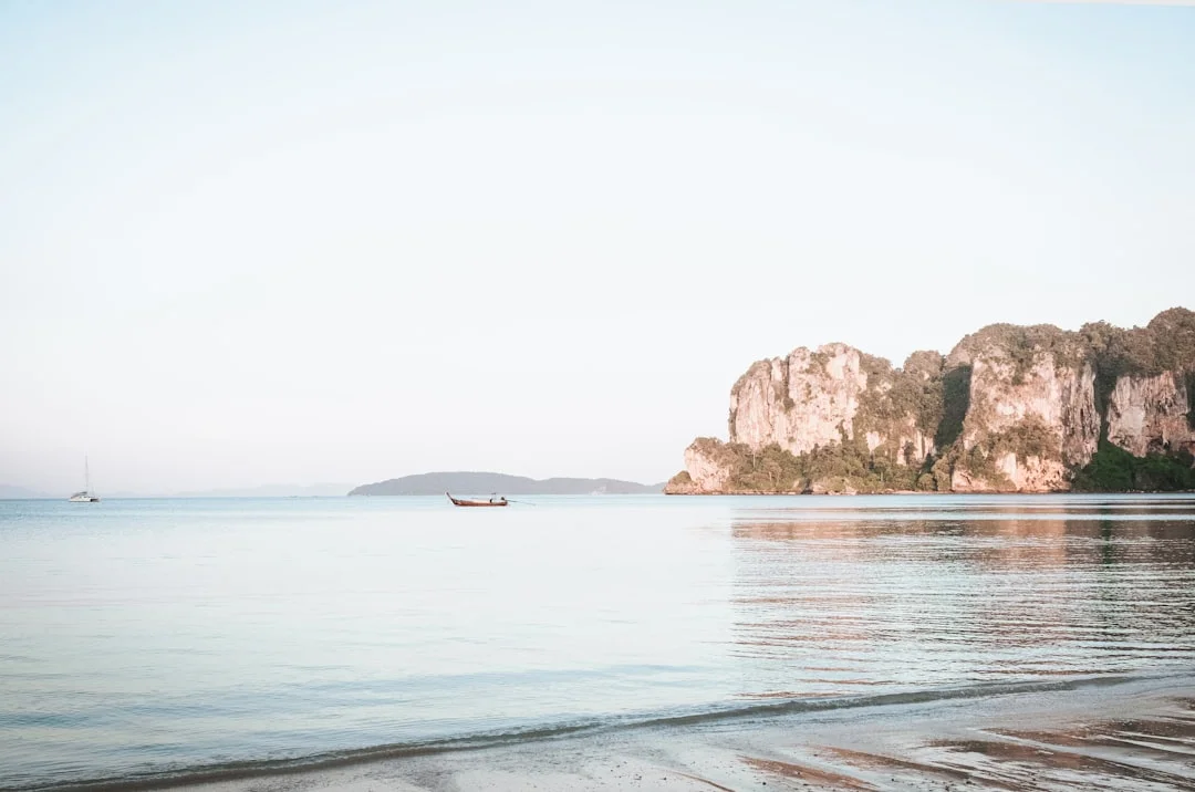 Railay Beach, Thailand Please support my crowdfunding to buy a new camera and keep offering free pictures: https://gofund.me/eeb20e0c